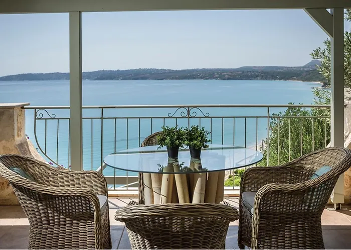 Unique Kefalonia Kalou * Lourdata (Kefalonia)